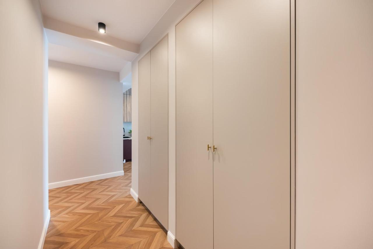 Remarkable City Centre Apartment Varsovia Exterior foto